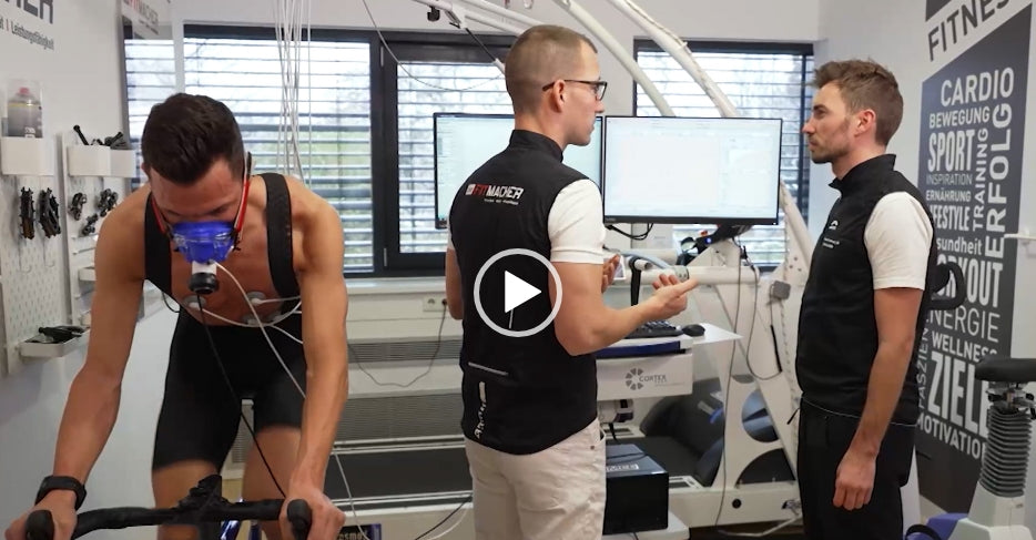 Dr. Matthias Kirchmayr und Niki Franzmair begleiten Spiroergometrie